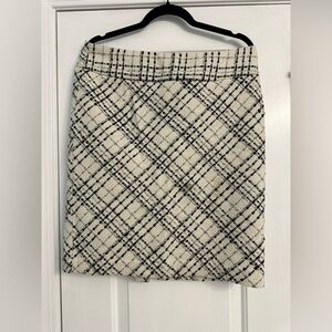 White House Black Market Black and Cream Plaid Pencil Skirt